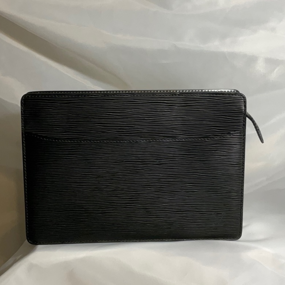Louis Vuitton Pouchette Homme Black Epi Unisex